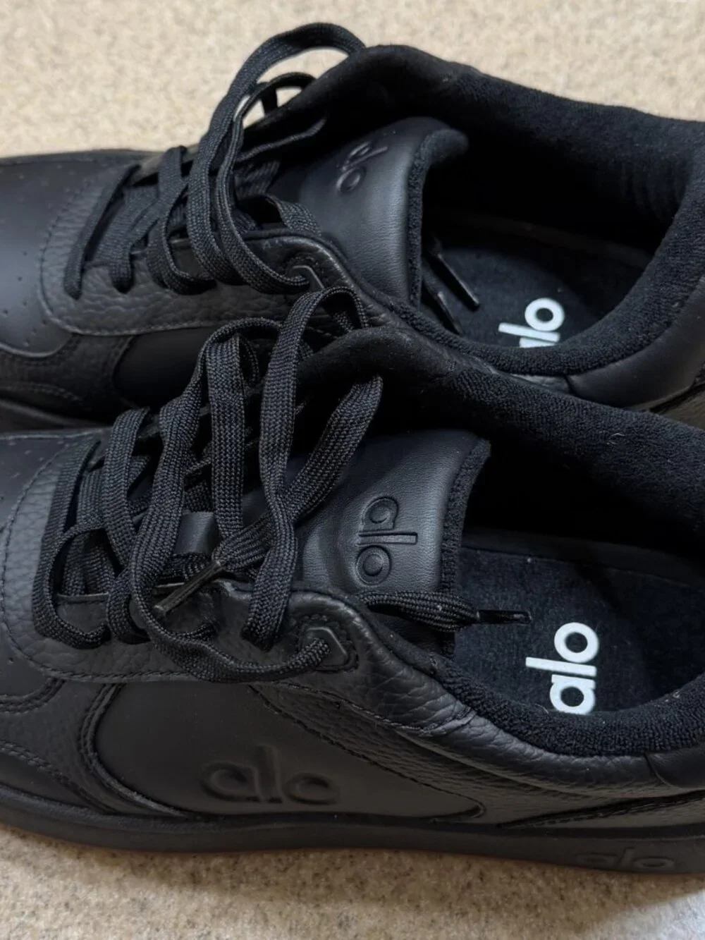 Black ALO size 7.5 Men size 9 Women Unisex Sneakers New without box or tags